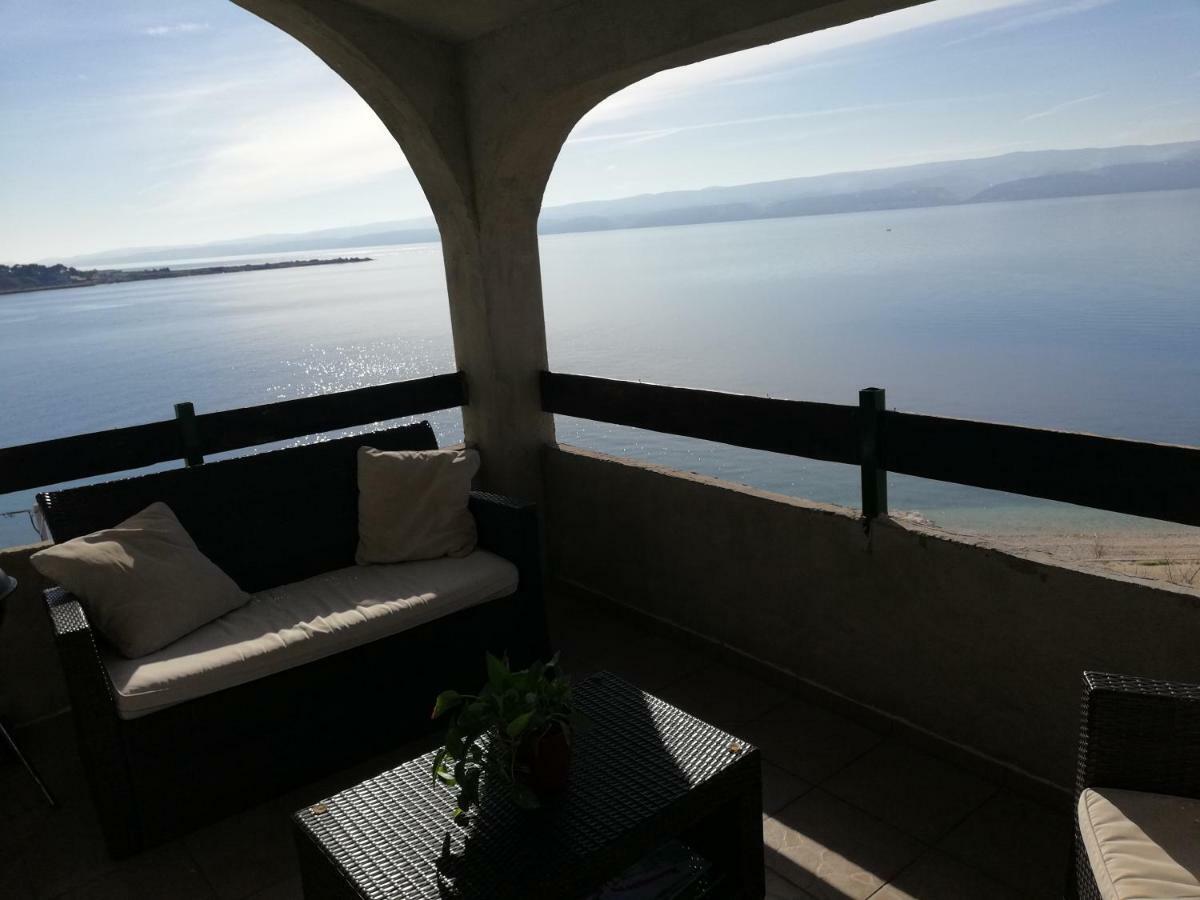 Apartment Bluebay Dugi Rat Esterno foto