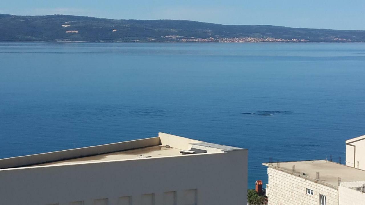 Apartment Bluebay Dugi Rat Esterno foto