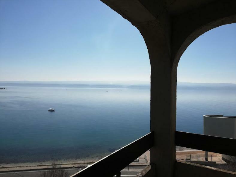 Apartment Bluebay Dugi Rat Esterno foto